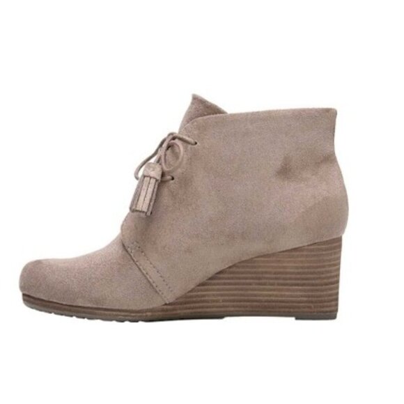 Dr. Scholl's Dakota Wedge Ankle Boot  9 - Picture 3 of 13